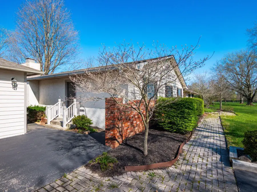 1975 Surrey Road, Blacklick, OH 43004 - #2