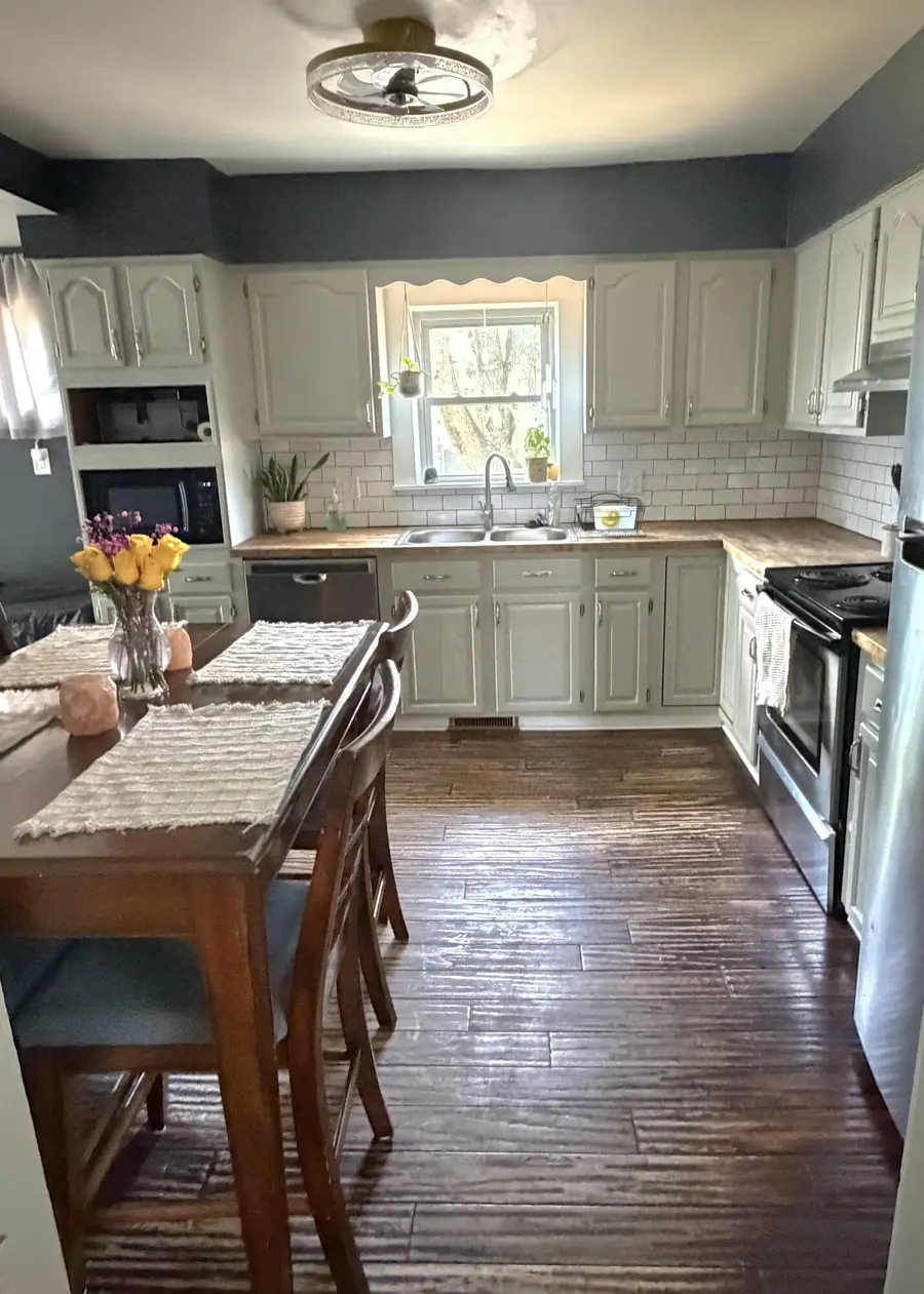 717 N High Street, Lancaster, OH 43130 - #3