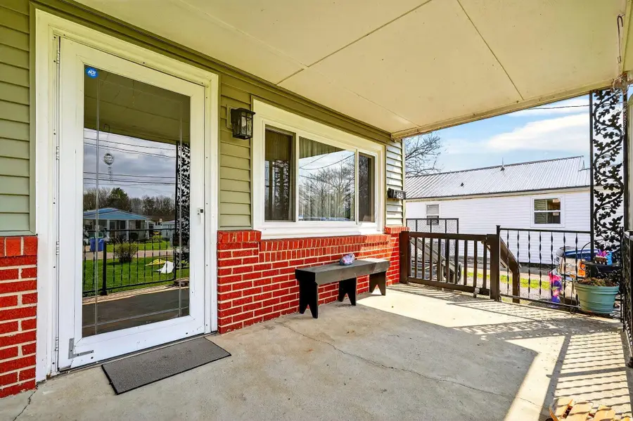 545 Edgewood Avenue, Greenfield, OH 45123 - #3