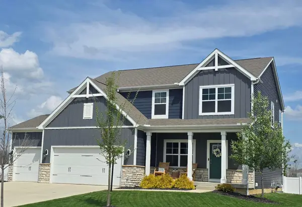 194 Deanscroft Drive, Pickerington, OH 43147