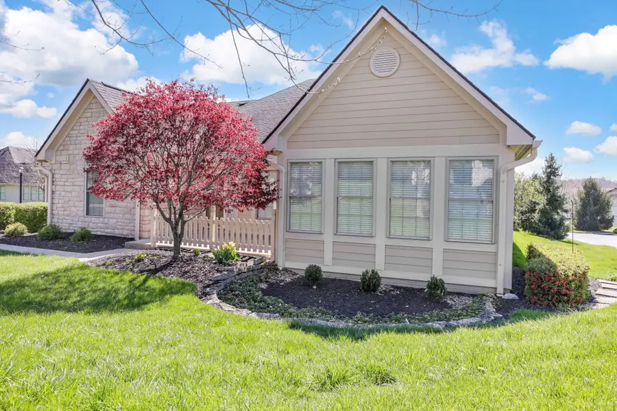 1477 Meadow Ridge Drive, Lancaster, OH 43130 - #2