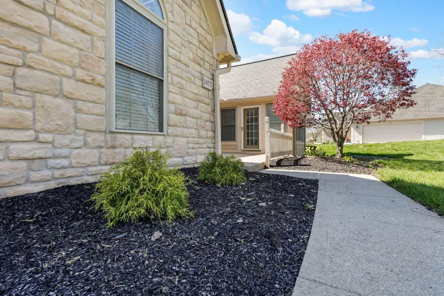 1477 Meadow Ridge Drive, Lancaster, OH 43130 - #3