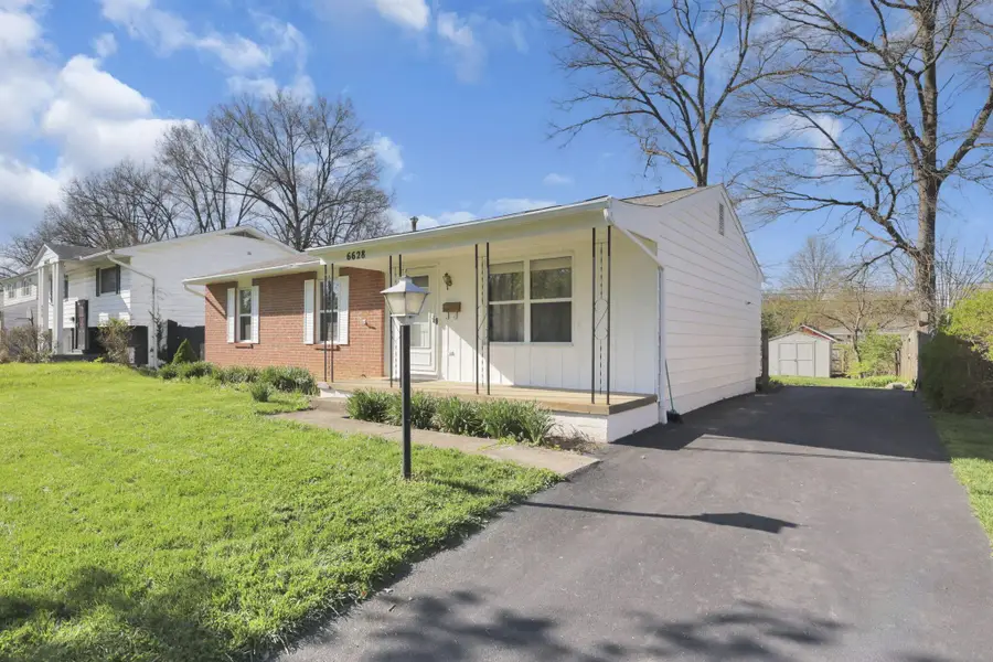 6628 Red Coach Lane, Reynoldsburg, OH 43068 - #2