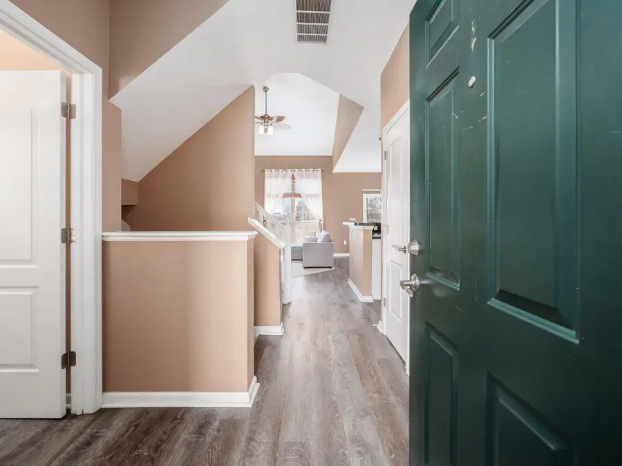 786 Spring Valley Drive, Lewis Center, OH 43035 - #3