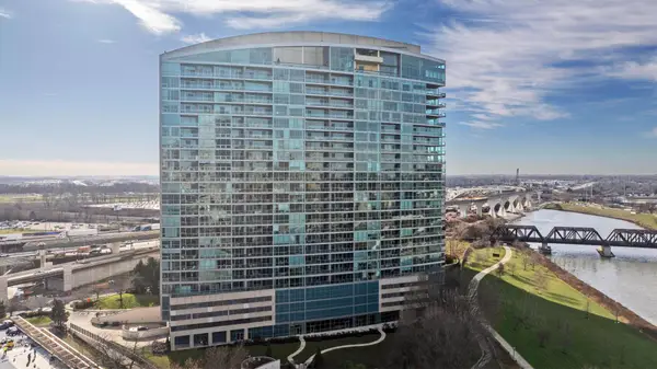 1 Miranova Place, Columbus, OH 43215