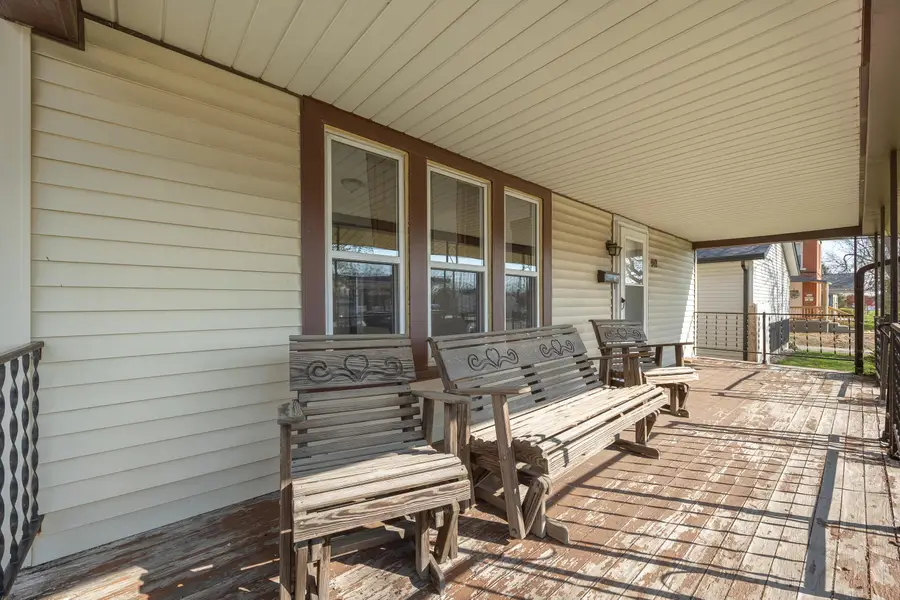 912 E Market Street, Washington Court House, OH 43160 - #3