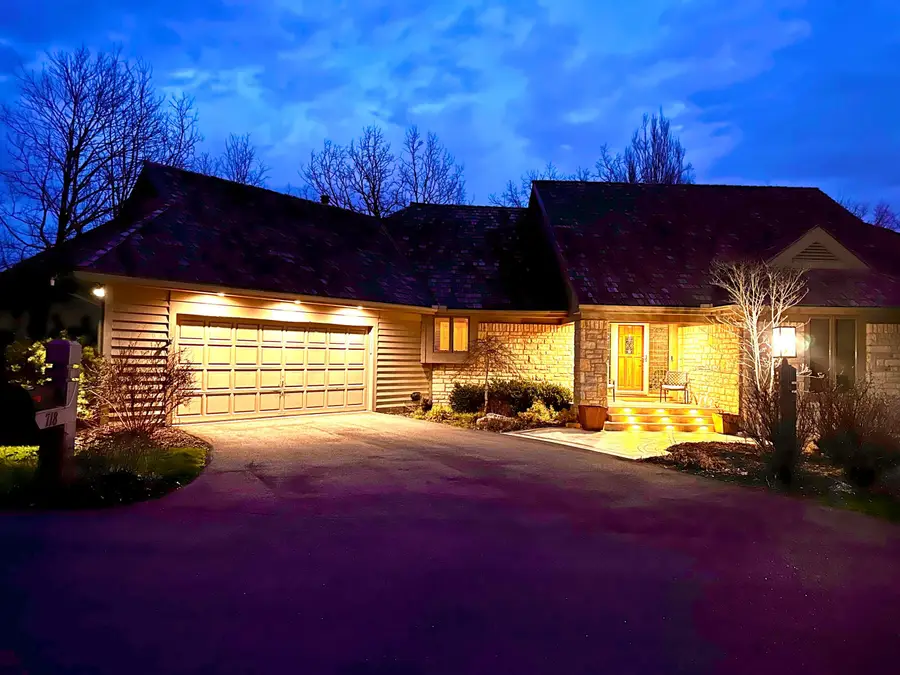 718 Old Oak, Columbus, OH 43235 - #2