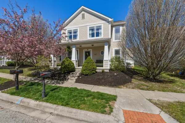 4447 Pebble Beach Drive, Grove City, OH 43123