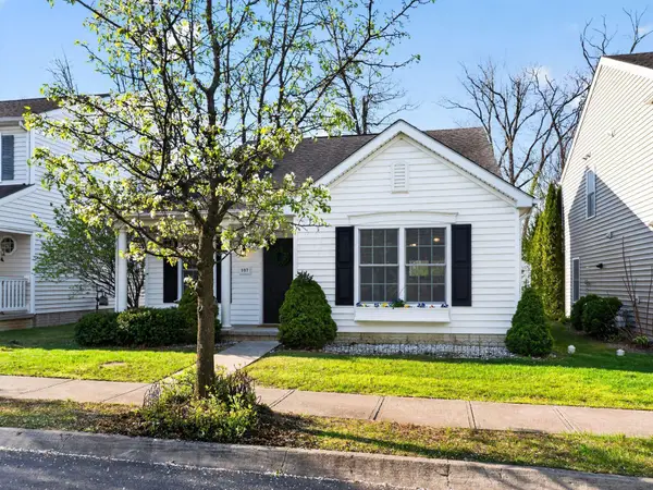 107 Arrowfeather Lane, Lewis Center, OH 43035