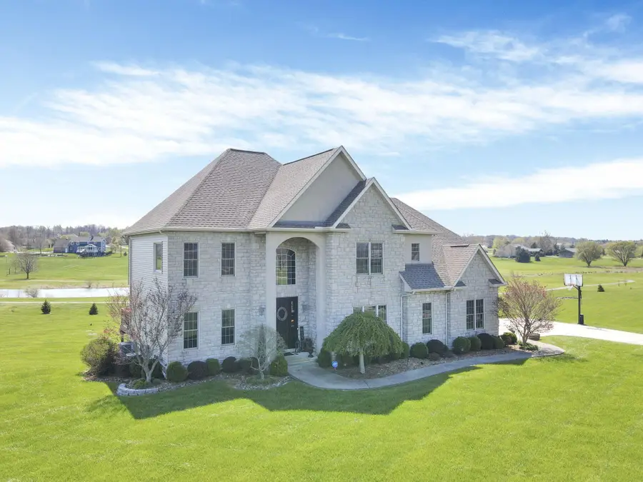 8547 Heather Lake Drive Nw, Canal Winchester, OH 43110 - #2