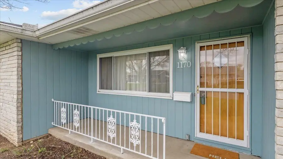 1170 Saint Agnes Avenue, Columbus, OH 43204 - #3