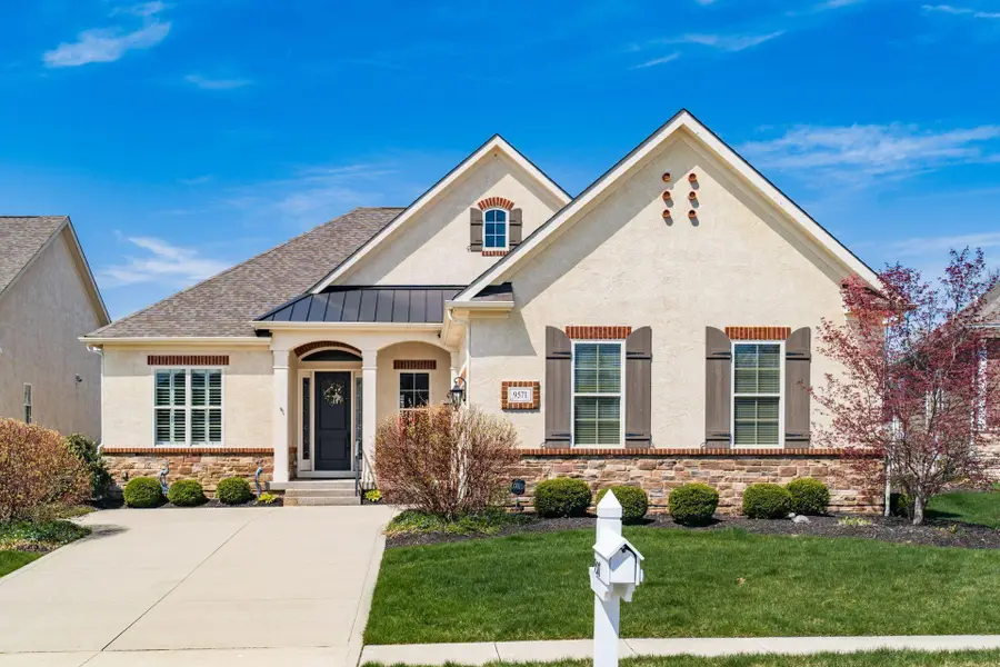 9571 Fair Oaks Drive, Powell, OH 43065 - #3