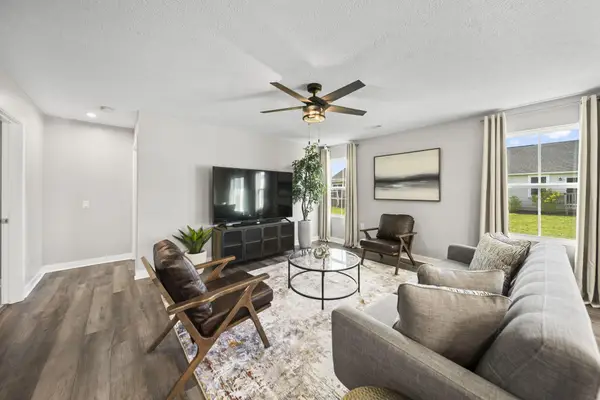 2401 Mcclouds Square, Marysville, OH 43040