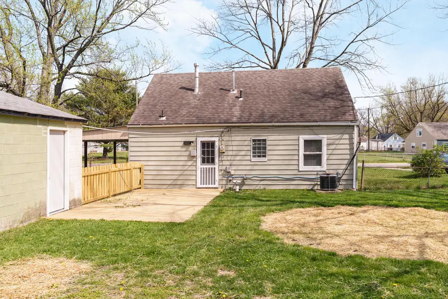 805 Exeter Road, Whitehall, OH 43213 - #3