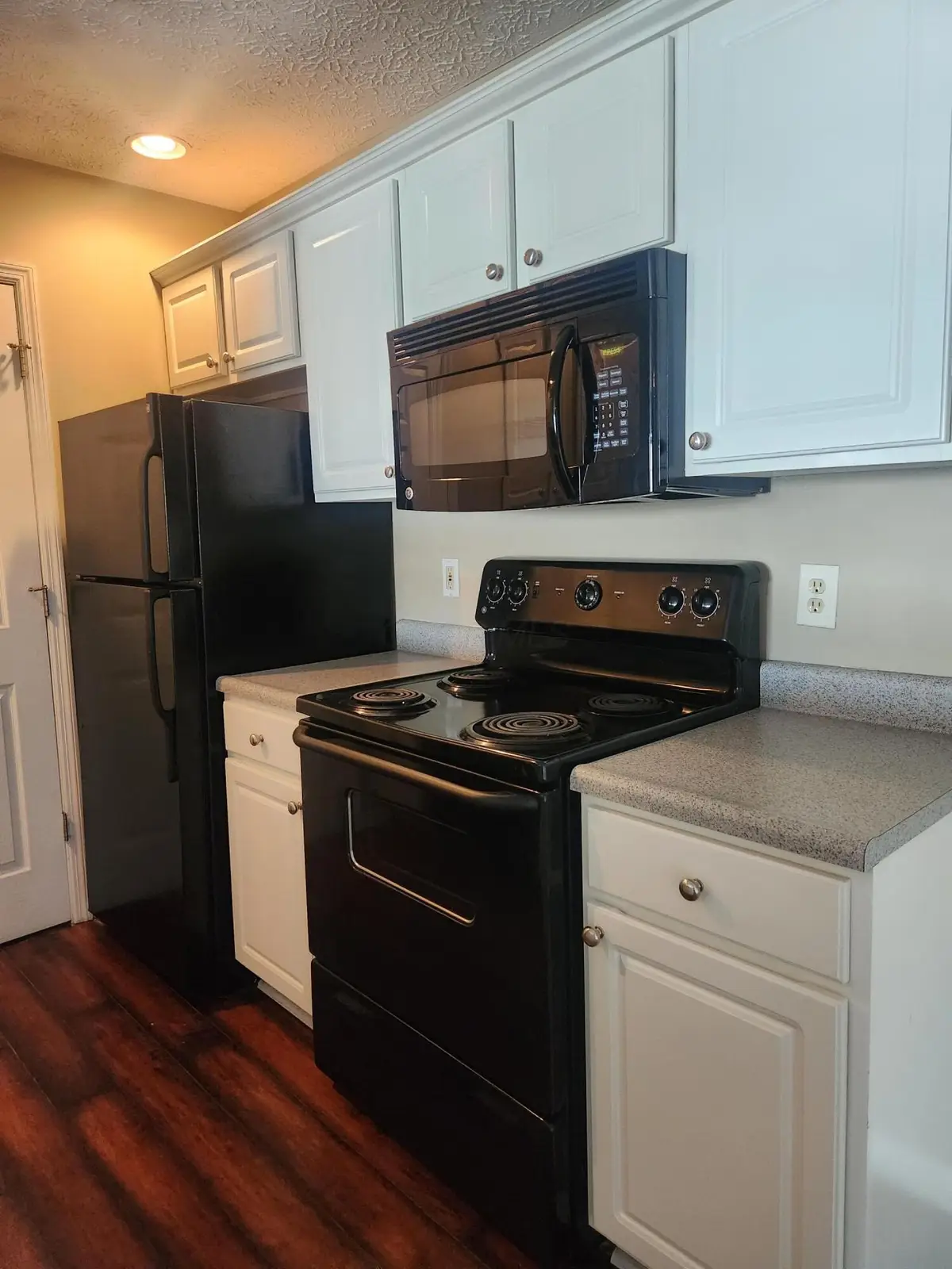 5423 Garden Ridge, Columbus, OH 43228 - #1