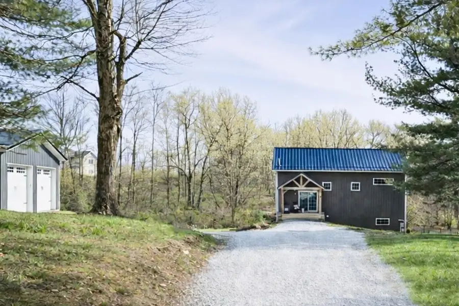 735 Berry Road, Howard, OH 43028 - #3