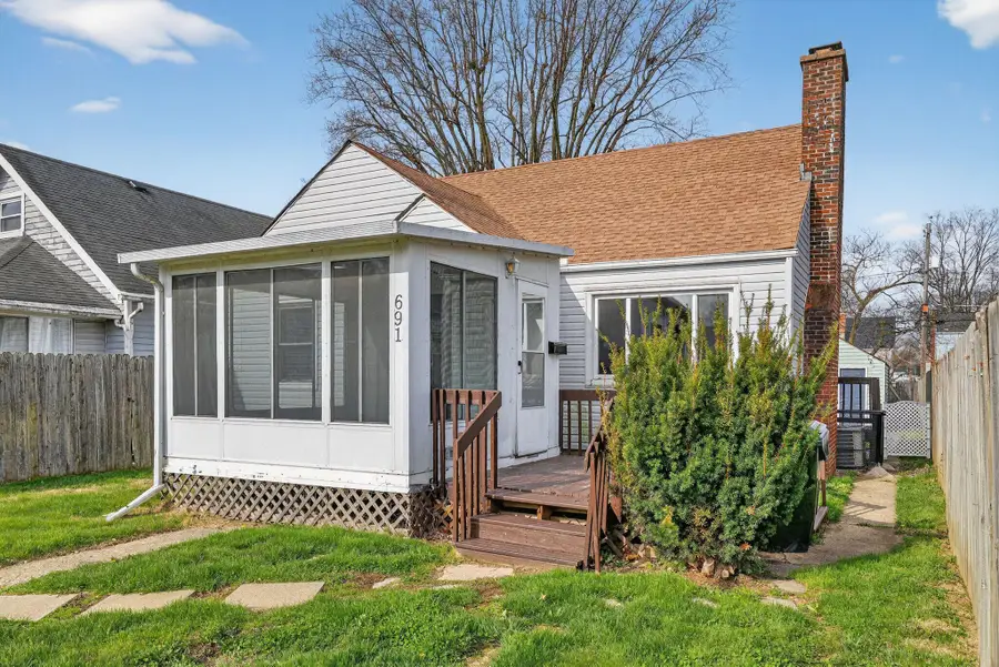 691 S Hampton Road, Columbus, OH 43213 - #2