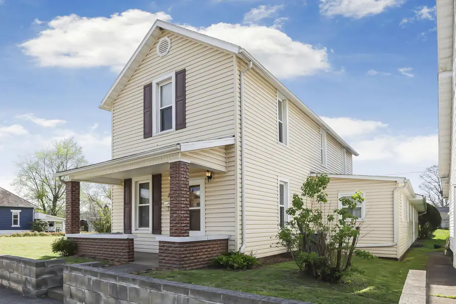 217 West Street, Logan, OH 43138 - #3