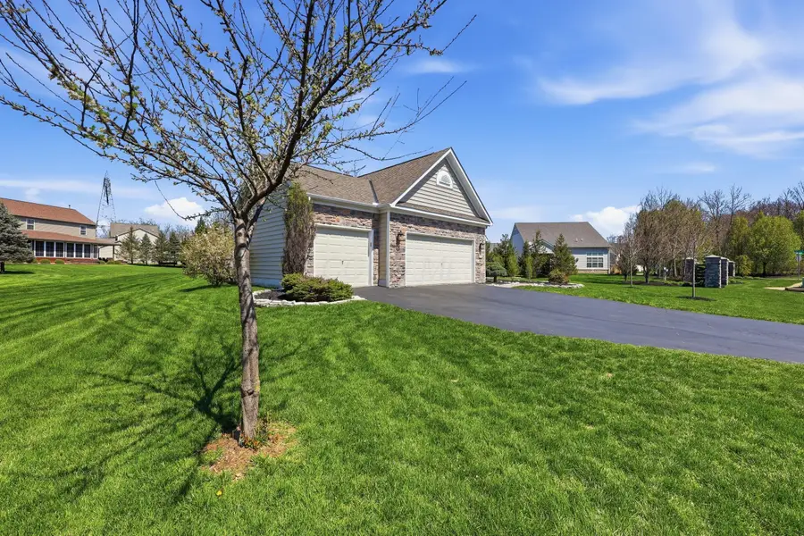 3131 Abbey Knoll Drive, Lewis Center, OH 43035 - #3