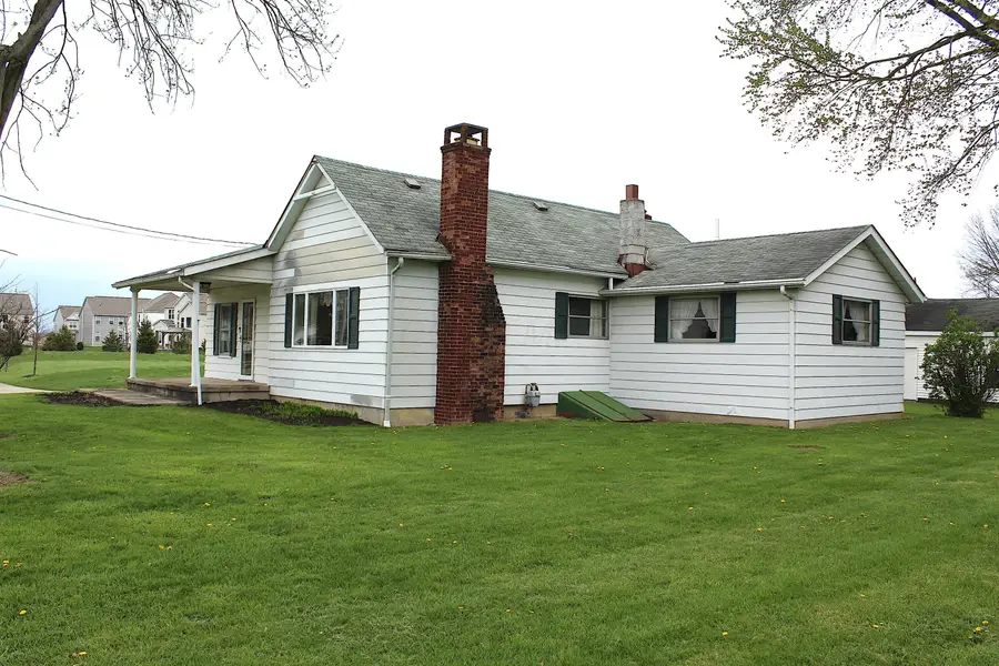 5719 North Road, Lewis Center, OH 43035 - #3