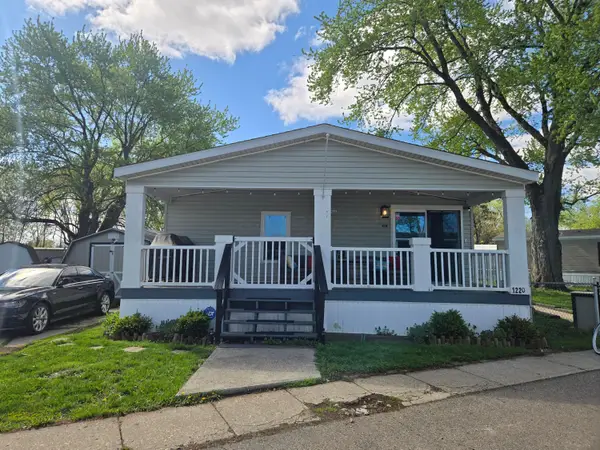 1220 Vista Drive, Heath, OH 43056