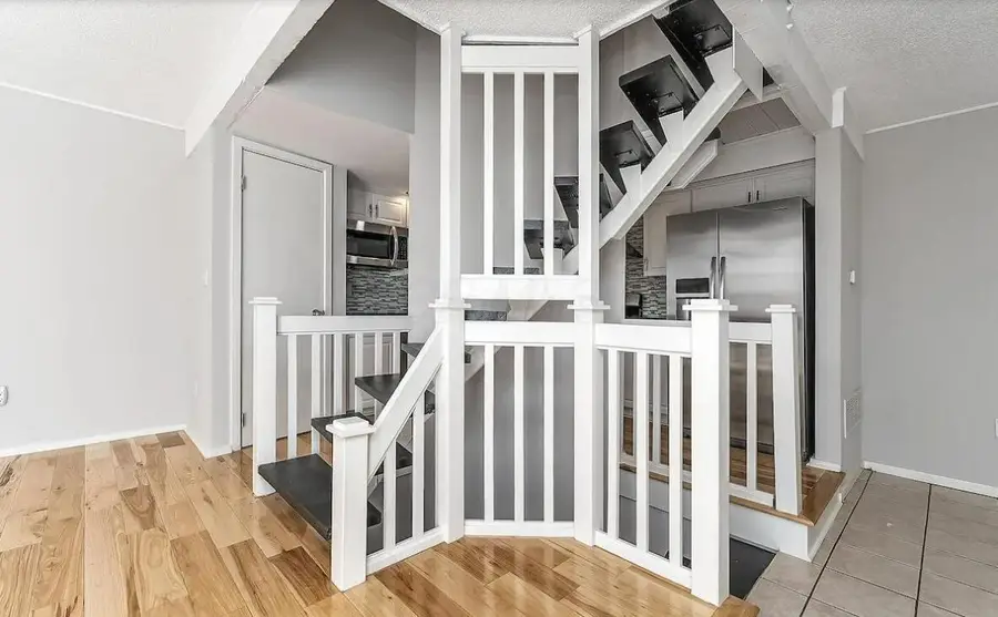 5442 Worthington Forest Place, Columbus, OH 43229 - #2