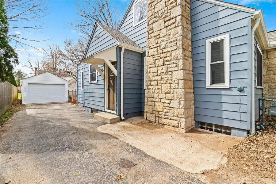 505 Fallis Road, Columbus, OH 43214 - #3