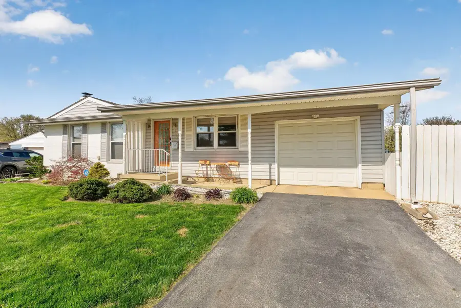 1484 Cardwell Square N, Columbus, OH 43229 - #3