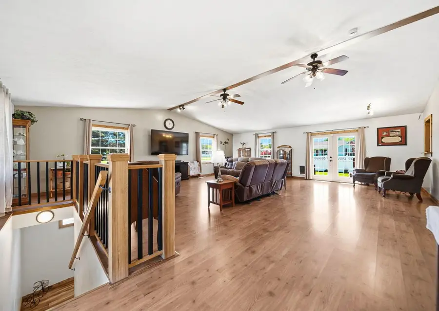 106 Gordon Drive, Chillicothe, OH 45601 - #3