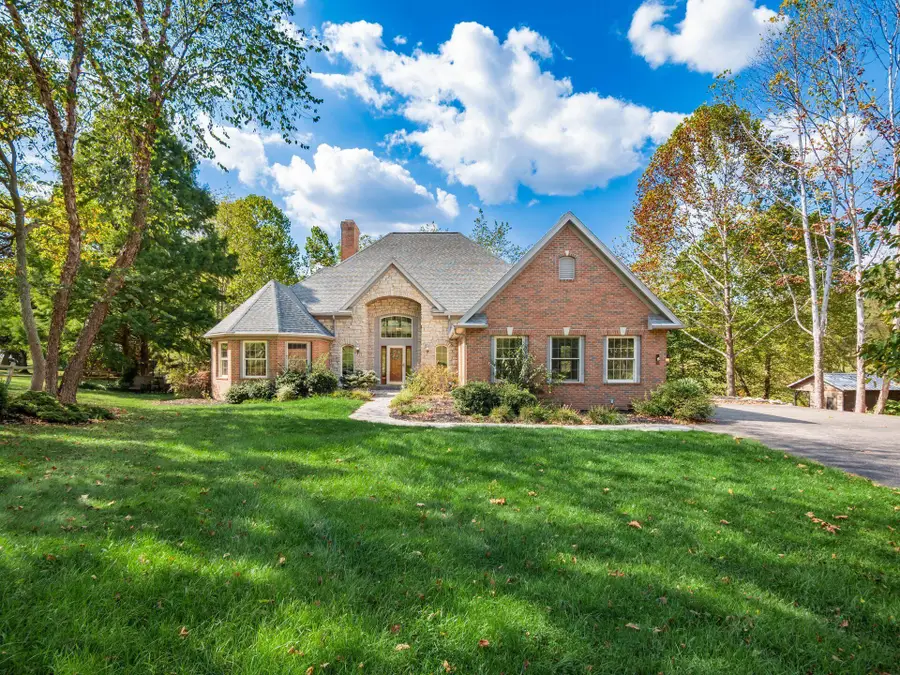 14555 Bradford Drive, Logan, OH 43138 - #2