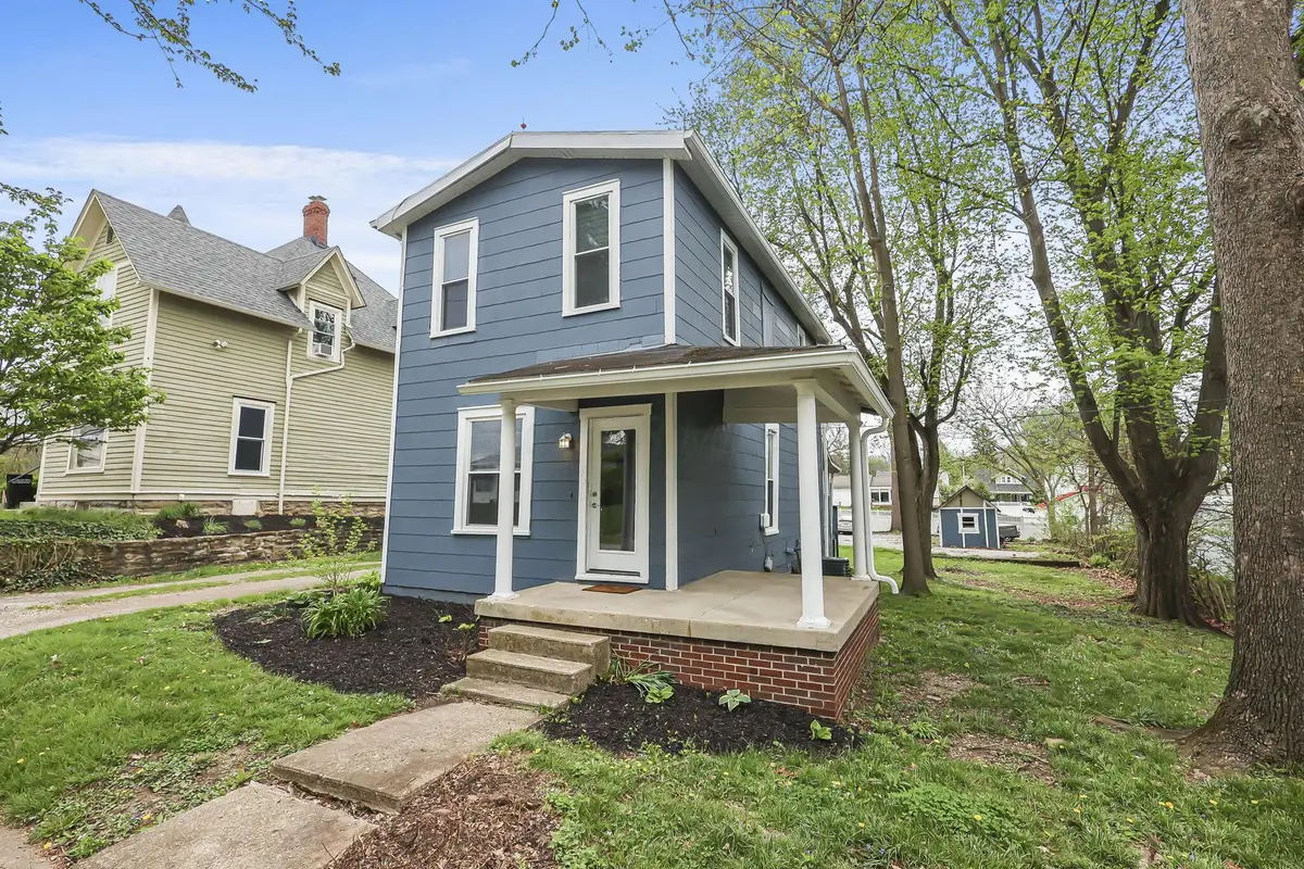 90 S Columbus Street, Sunbury, OH 43074 - #1