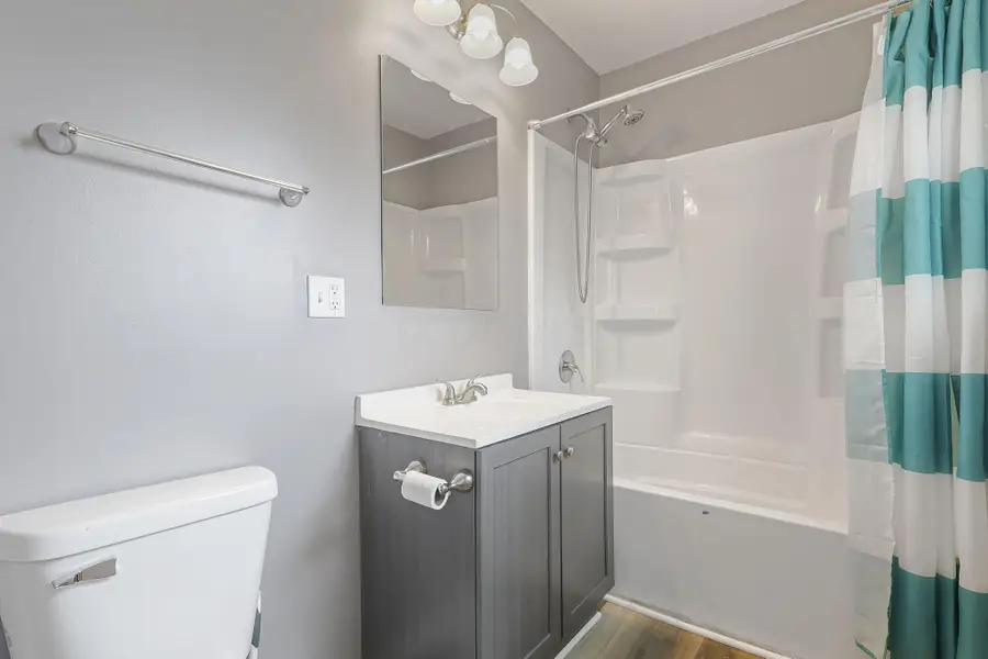 90 S Columbus Street, Sunbury, OH 43074 - #3