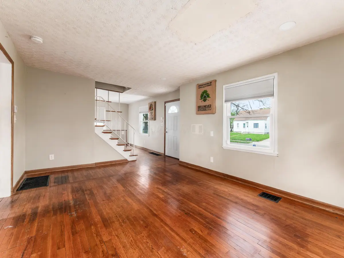 1167 Duxberry Avenue, Columbus, OH 43211 - #1