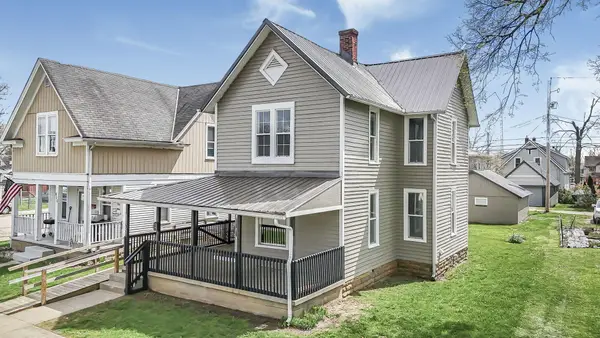 800 1/2 W Vine Street, Mount Vernon, OH 43050