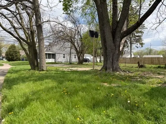 746 Oakland Park Avenue, Columbus, OH 43224 - #3