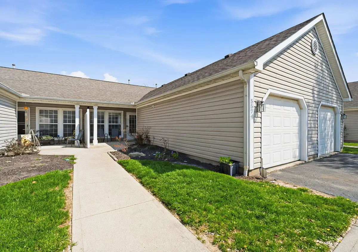 5574 Parkshire Drive, Columbus, OH 43229 - #1