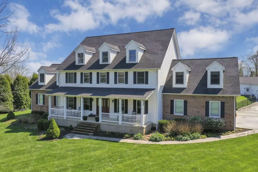 6797 Thoreau Lane Ne, Baltimore, OH 43105 - #3