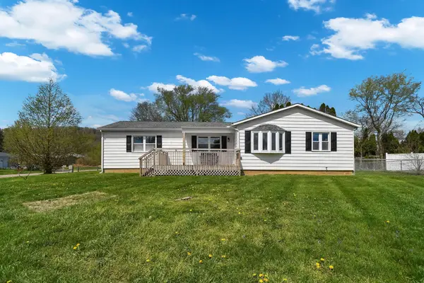 3188 Cypress Bend Drive, Newark, OH 43055