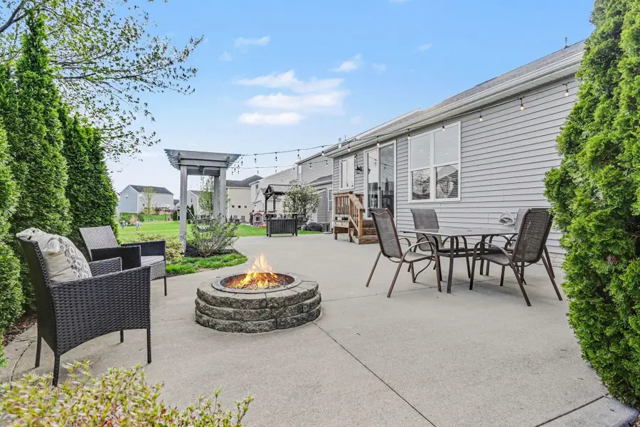 281 Butterfly Drive, Sunbury, OH 43074 - #3