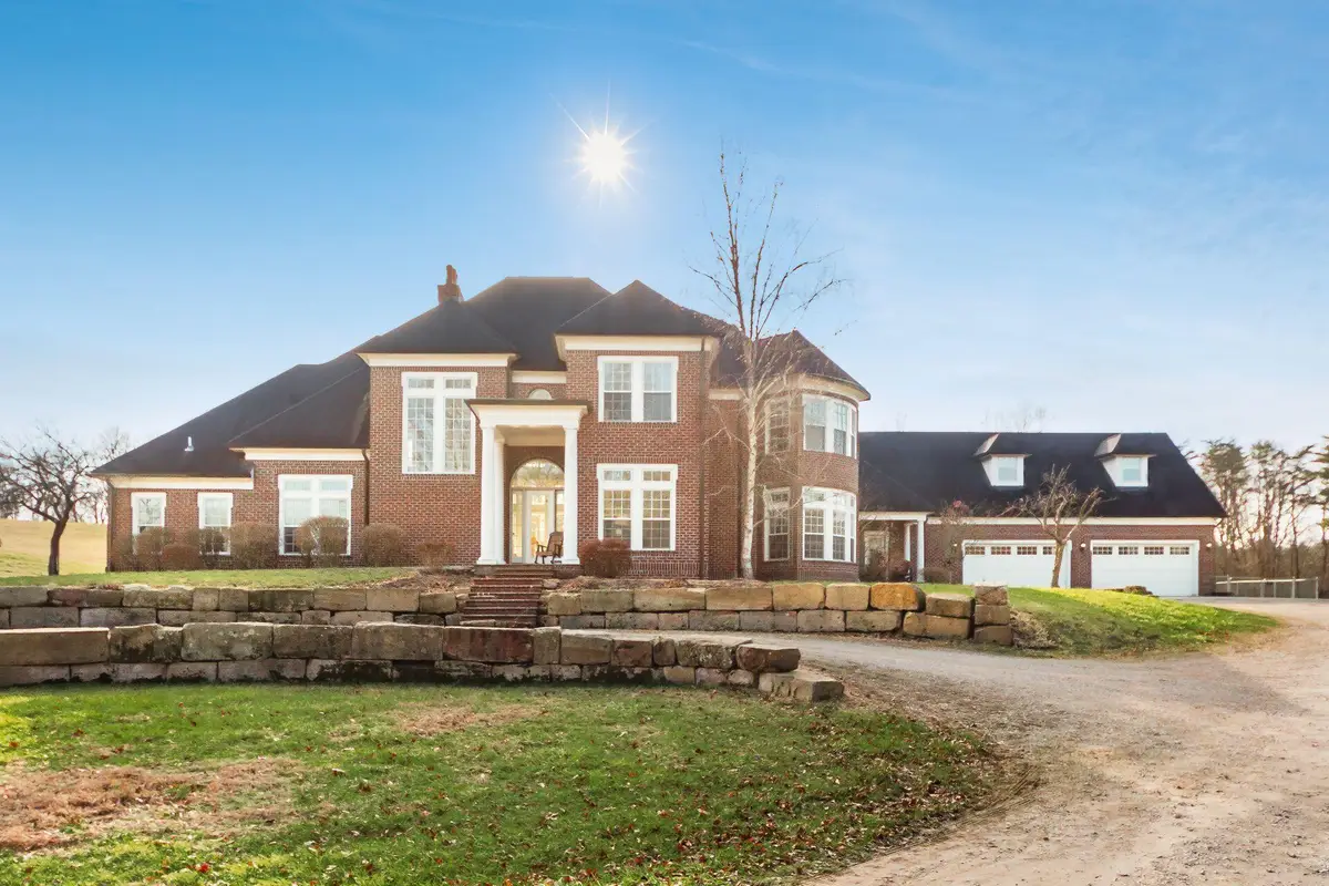 16187 Kreashbaum Road, Rockbridge, OH 43149 - #1