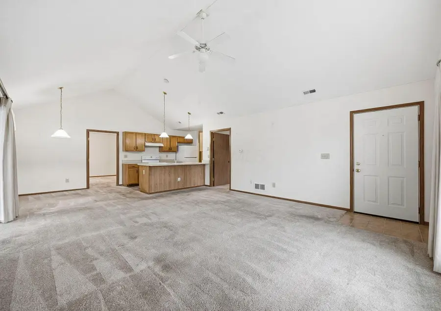 1251 Amberlea Drive E, Columbus, OH 43230 - #2