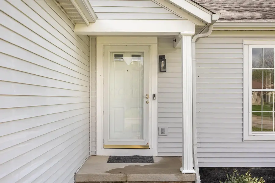 6927 Woody Court, Canal Winchester, OH 43110 - #3