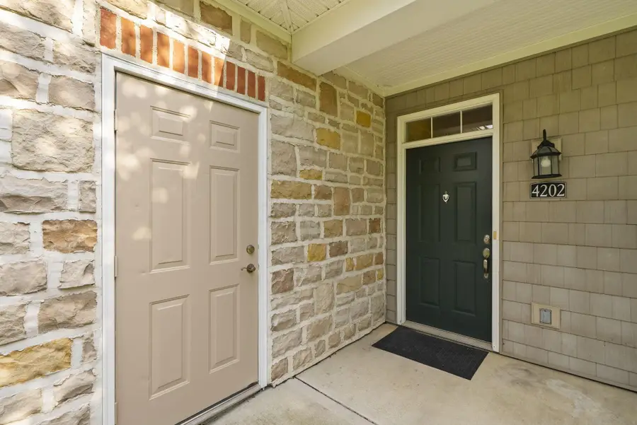 4202 Colister Drive, Dublin, OH 43016 - #3