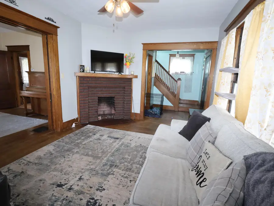 1422 Elm Street, Coshocton, OH 43812 - #3