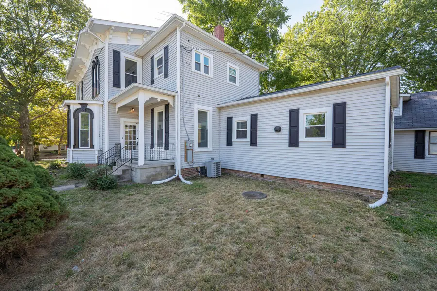 150 N Oak Street, London, OH 43140 - #2