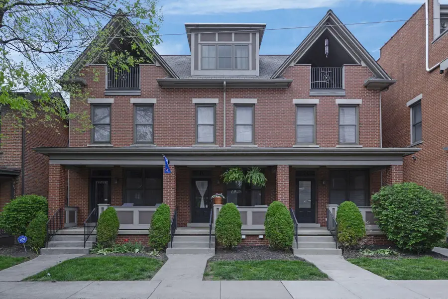 46 E Russell Street, Columbus, OH 43215 - #2