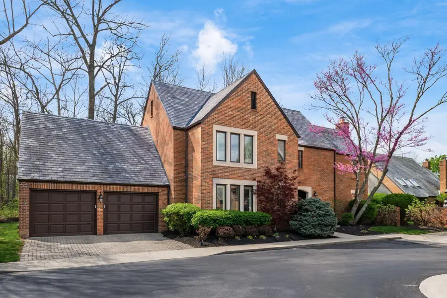 8758 Dunsinane Drive, Dublin, OH 43017 - #2