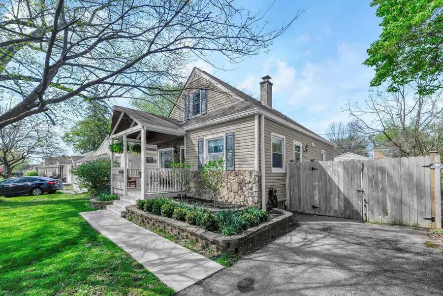 160 Rosslyn Avenue, Columbus, OH 43214 - #3