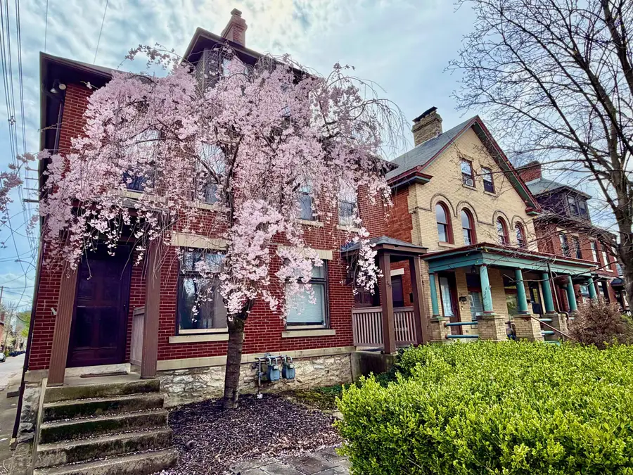 237 Collins Avenue, Columbus, OH 43215 - #2