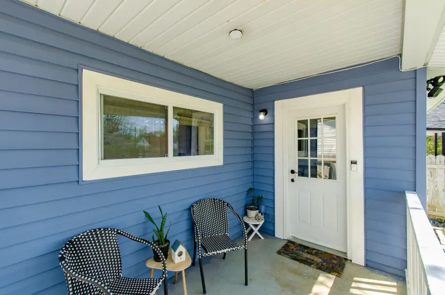 2058 Briarwood Avenue, Columbus, OH 43211 - #3